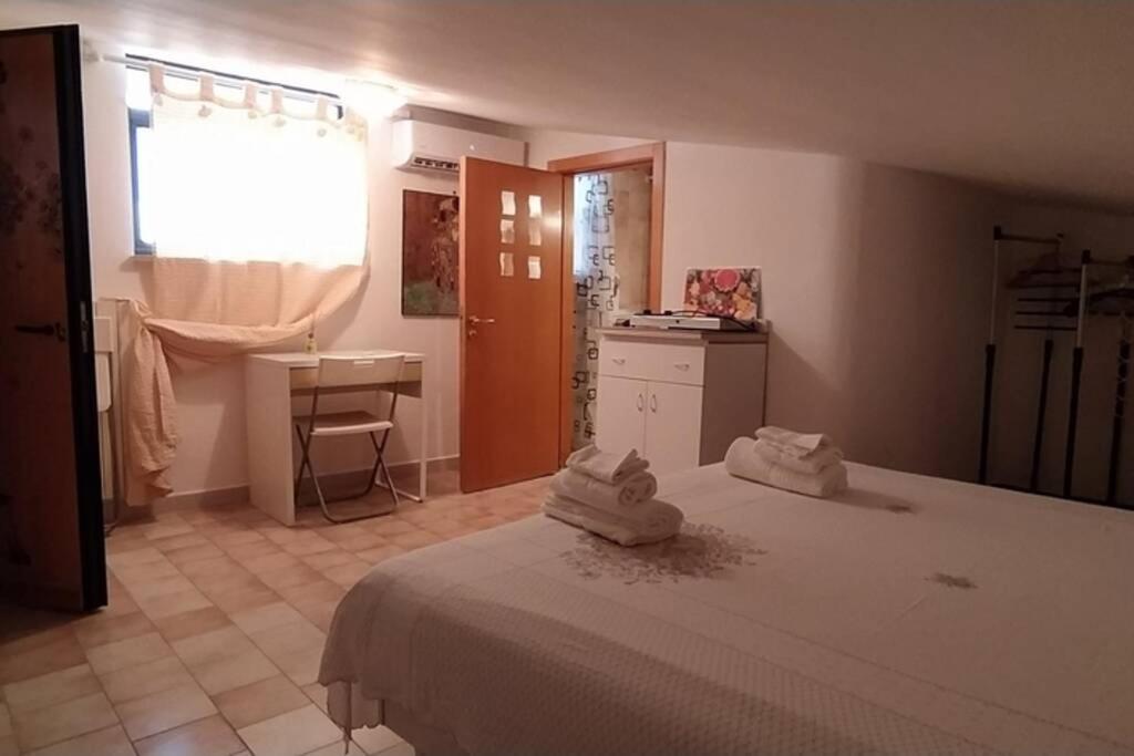 Via Pisa 20 Mansarda Apartment Бари Екстериор снимка